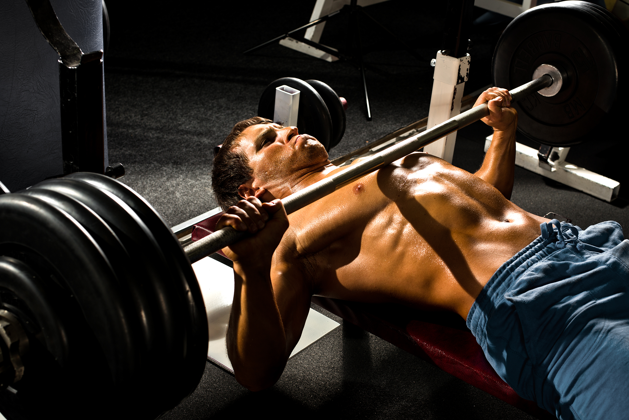 Six Tips For Bench Pressing More – Every Workout!